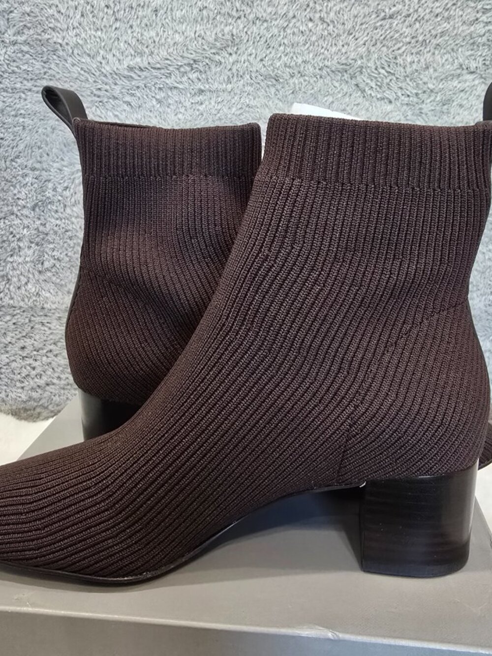 Everlane Glove Boot Dark Brown Stretch Knit Women's Size 7 NEW Comfort *NOTES - Picture 10 of 10